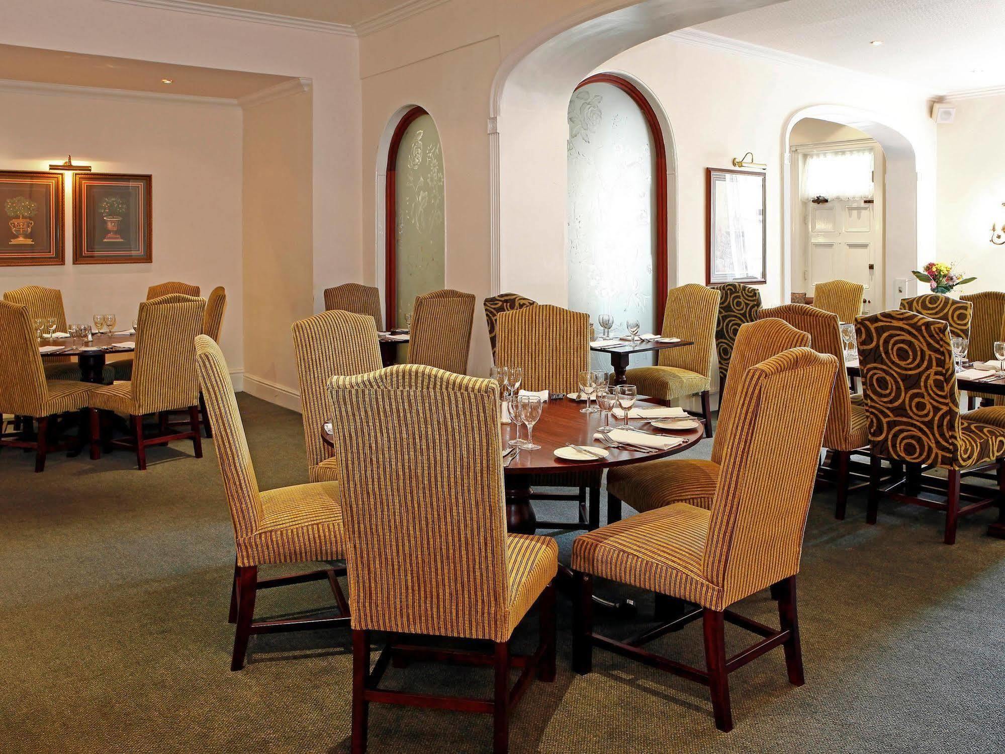 Stafford South Hatherton Hotel Penkridge Kültér fotó