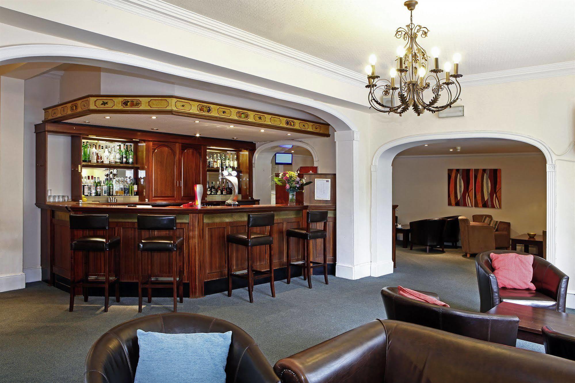 Stafford South Hatherton Hotel Penkridge Kültér fotó